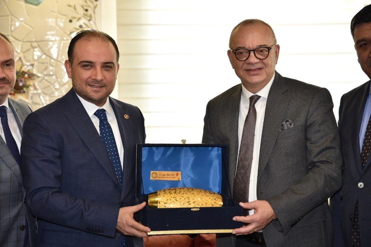 Başkan Ergün, Milletvekili Baybatur\'u Ağırladı