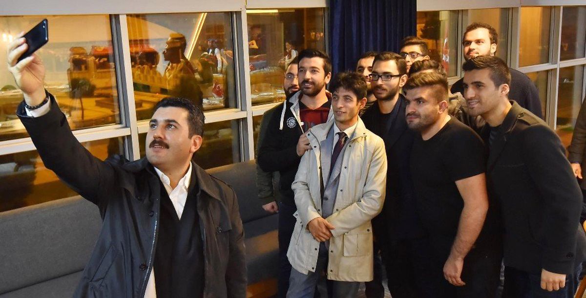 Başkan Uğurlu, Gençlerle Buluşuyor