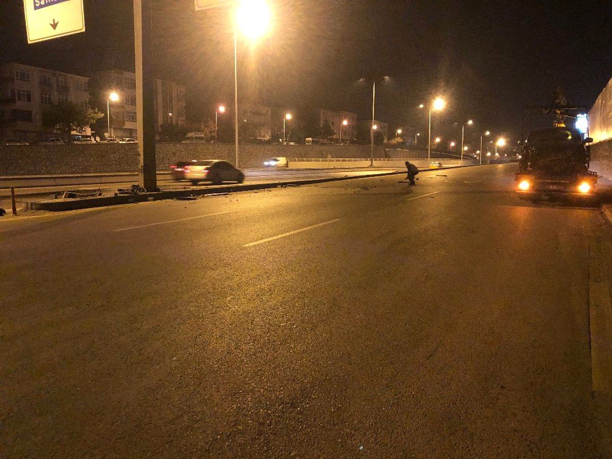 Başkent\'te 3 Ayrı Trafik Kazası: 2\'si Ağır 4 Yaralı
