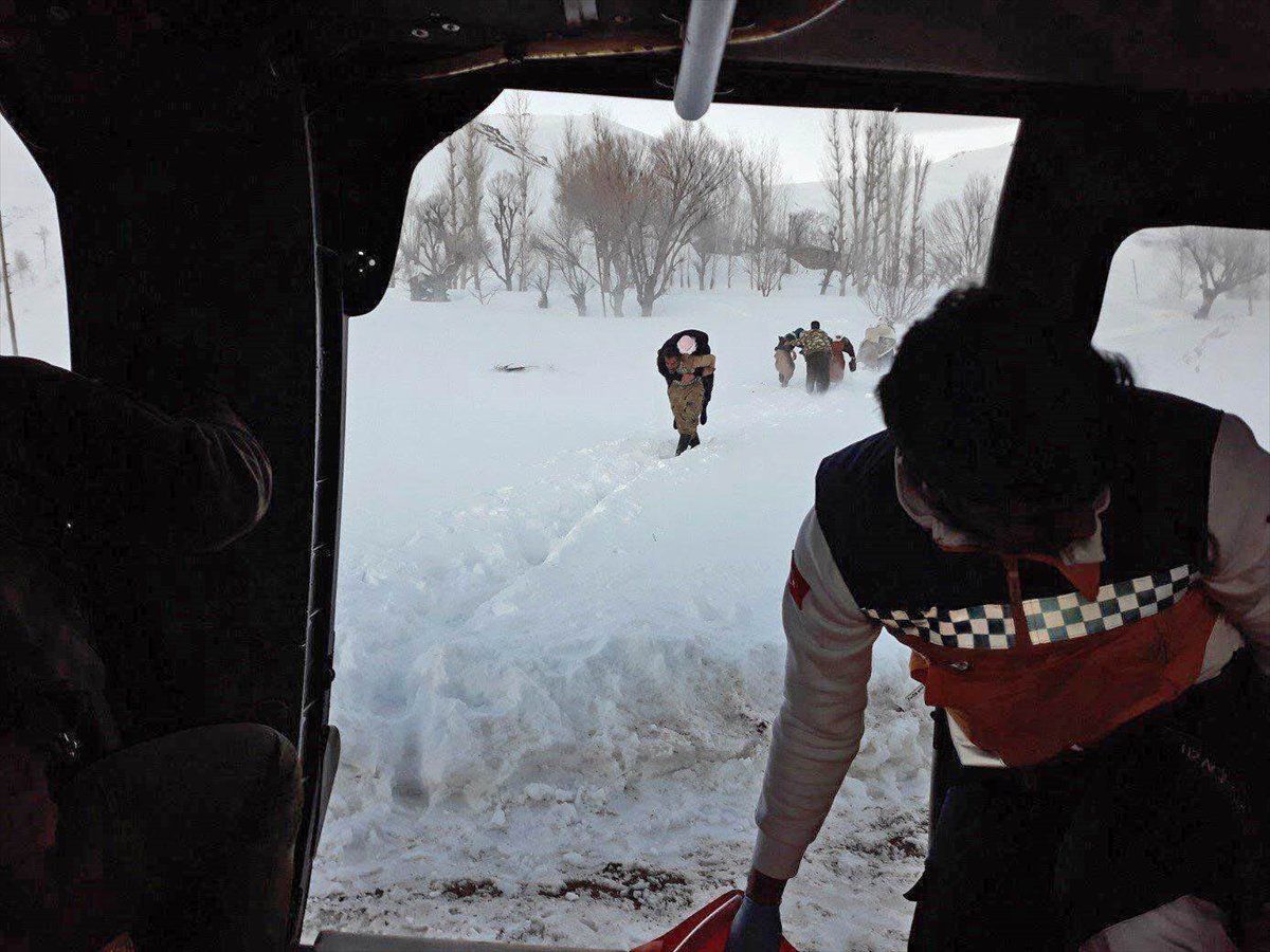 Bingöl\'de Askeri Helikopter Aziz Dede İçin Havalandı