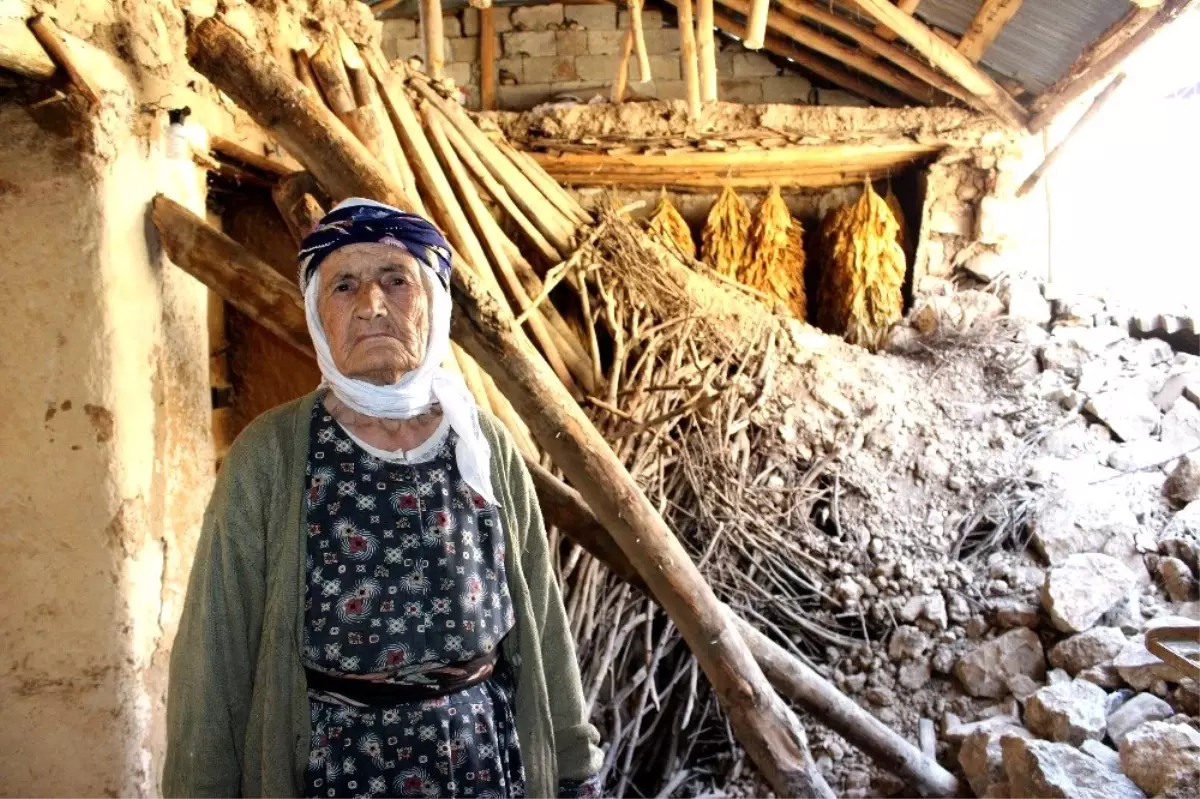 Bir Yıllık Emekleri Enkazın Altında Kaldı