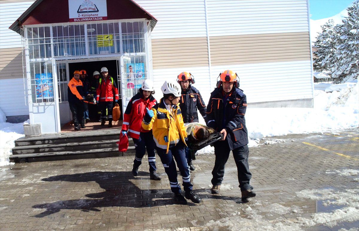 Bitlis\'te Deprem Tatbikatı