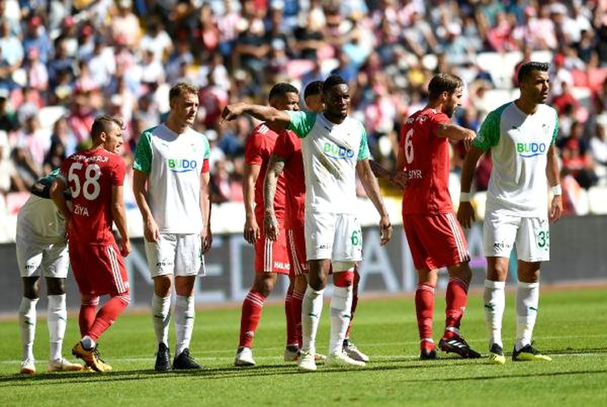 Bursaspor Kritik Maçta Sivasspor\'u Konuk Edecek