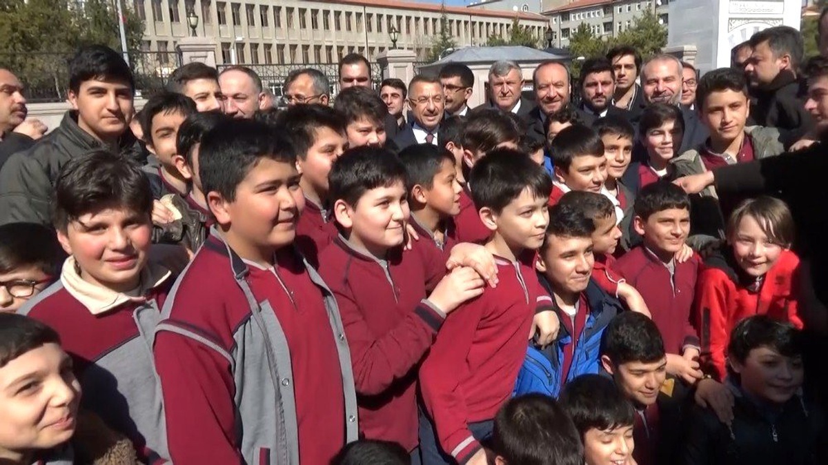 Cumhurbaşkanı Yardımcısı Oktay Kırıkkale\'de