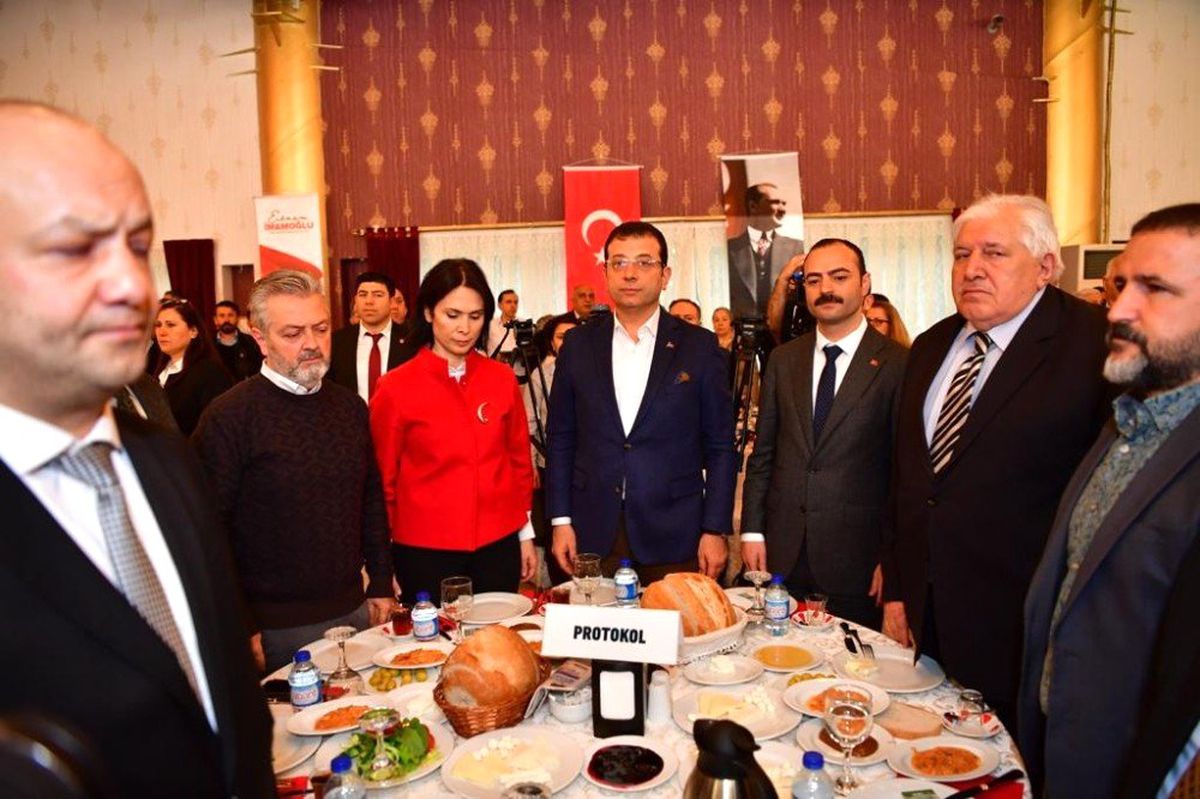 İmamoğlu: "İstanbul\'un Yeni Bir Yöne ve Döneme Başlaması Zaruridir"