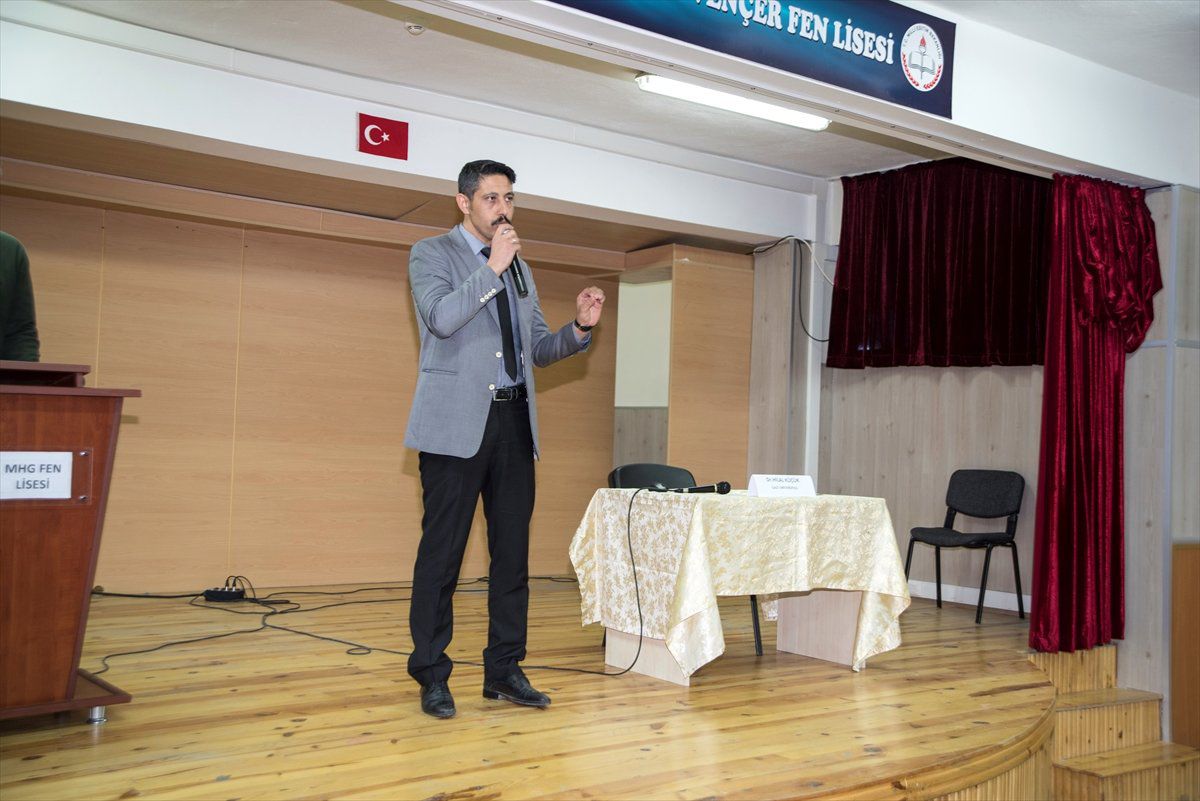 Kahramankazan\'da "Kainat ve Oluşumu" Konferansı