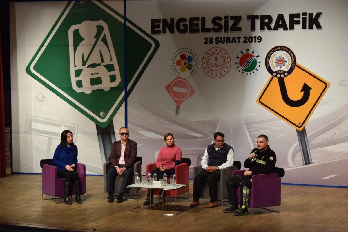 Kepez\'de Trafik Kazaları ile Değişen Hayatlar Anlatıldı