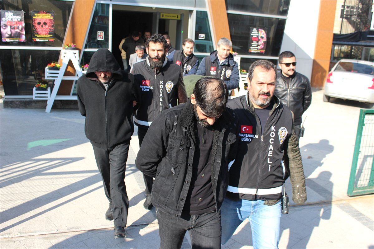 Kocaeli\'de Fuhuş Operasyonu