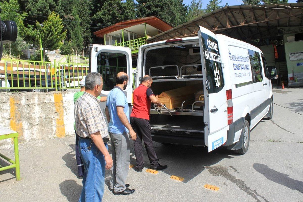 Kocaelililer Cenazelerinde Yalnız Hissetmiyor