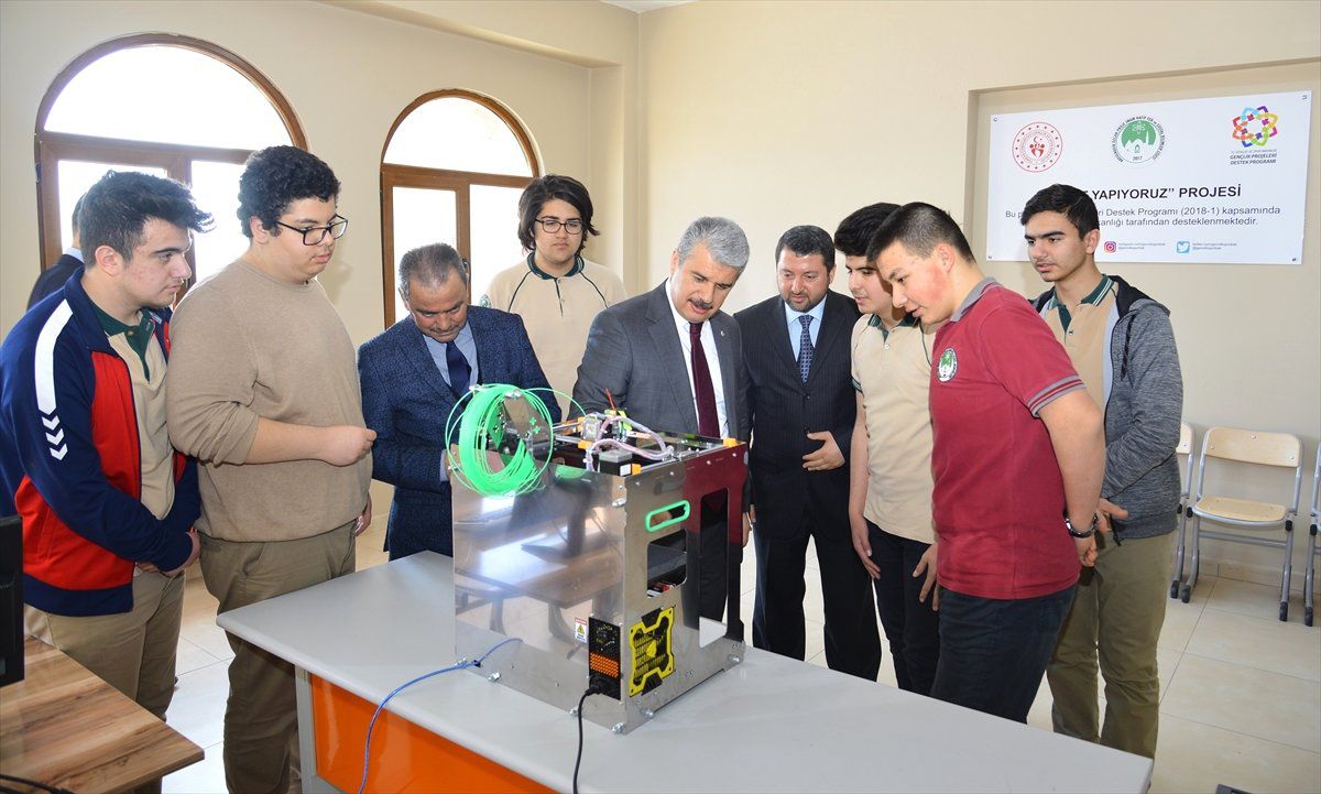 Öğrenciler Mutlaka Kendilerine Hedef Belirlemeli"