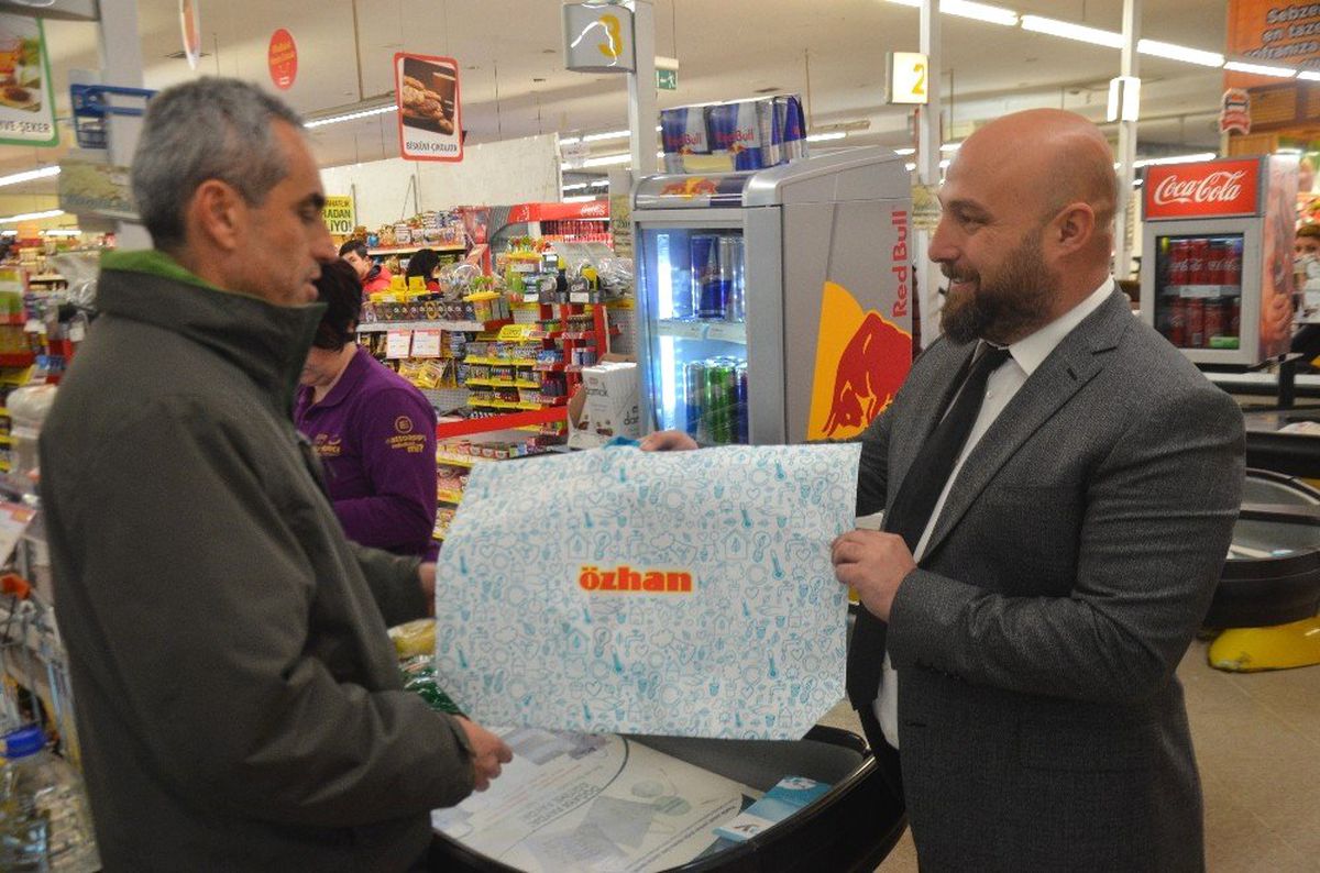 Özhan\'dan "Dünya Kazansın" Projesi