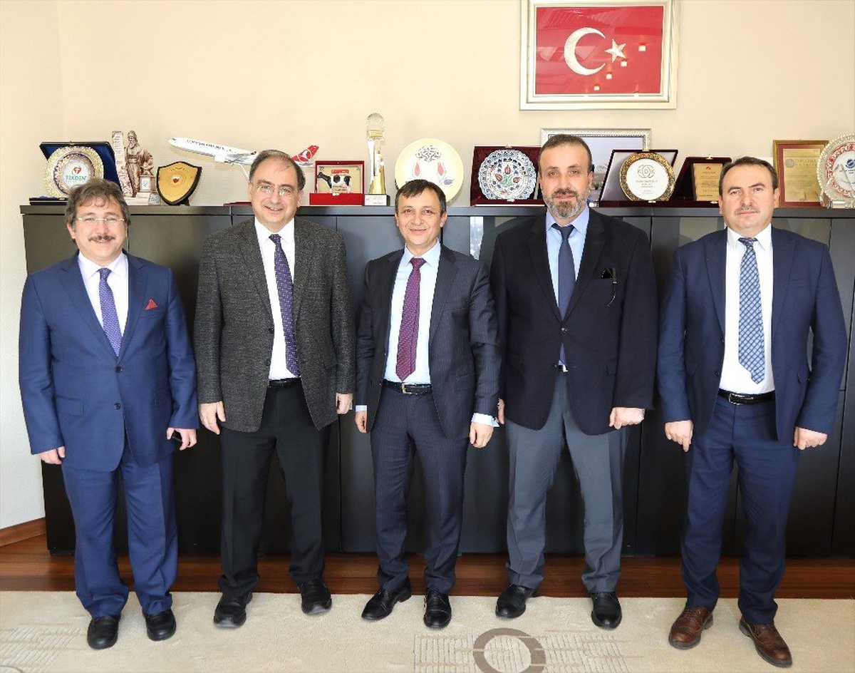 Sağlık Bakanlığı Kamu Hastaneleri Genel Müdürü Prof. Dr. Rahmi Kılıç, Erü Rektörü Çalış\'ı Ziyaret...