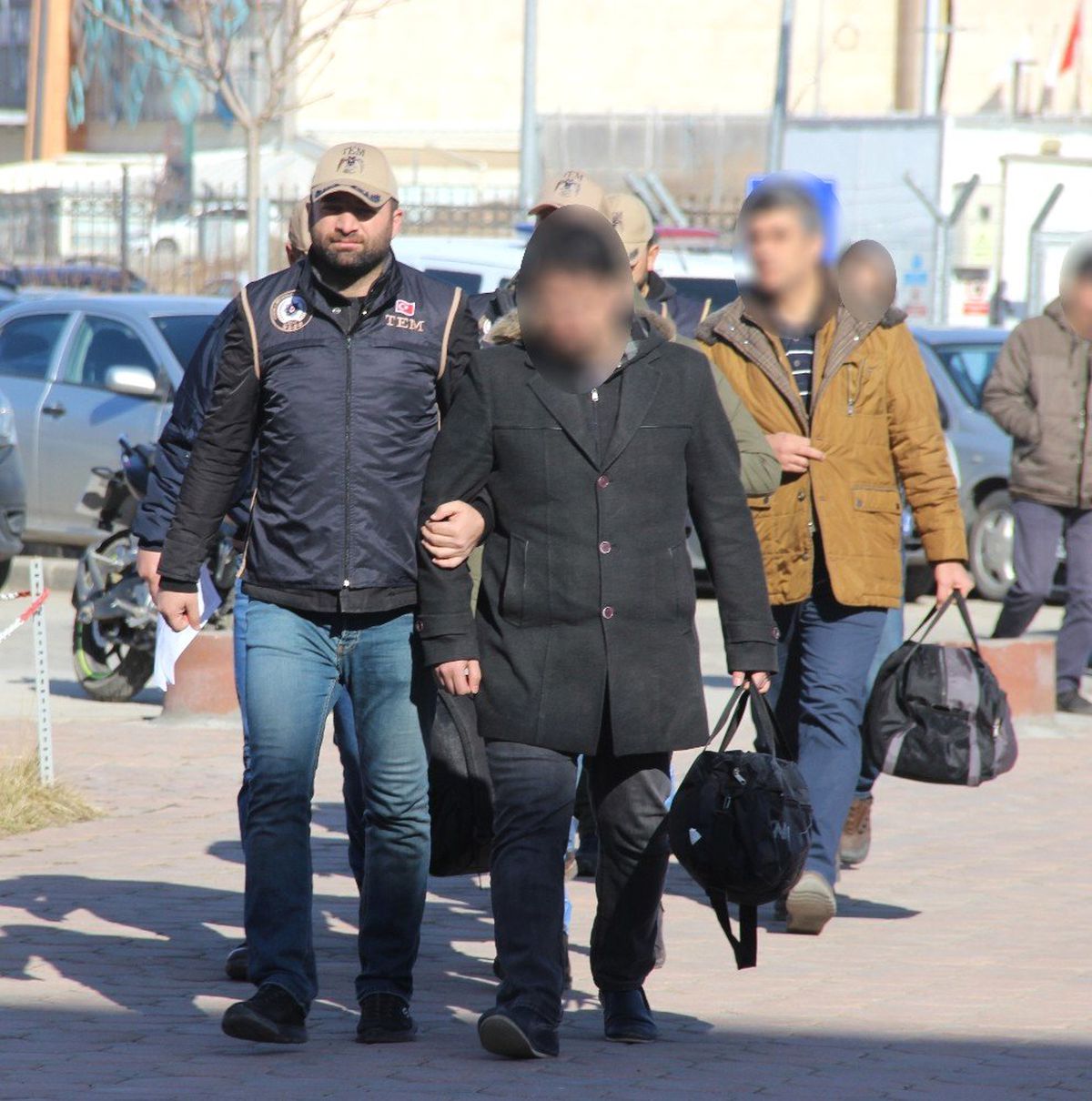 Sivas Merkezli 4 İlde Fetö\'ye Yönelik Ankesörlü Telefon Operasyonu