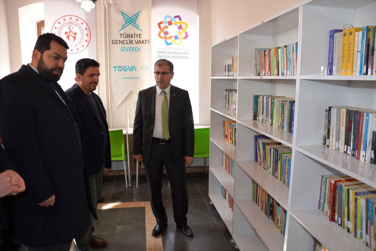 Siverek\'te Kitap Kahvesi Açıldı