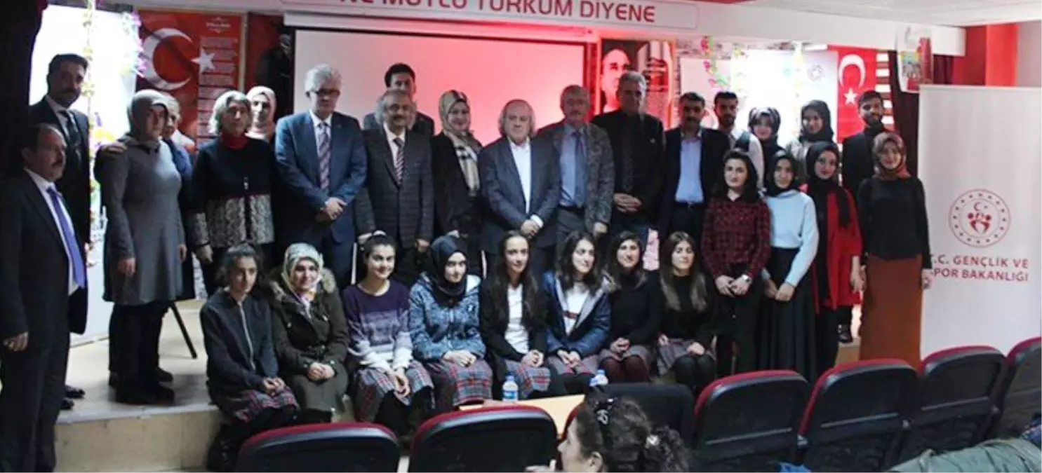 Tyb Erzurum Şubesi "Gençler, Şairleriyle Buluşuyor" Projesiyle Çat\'taydı