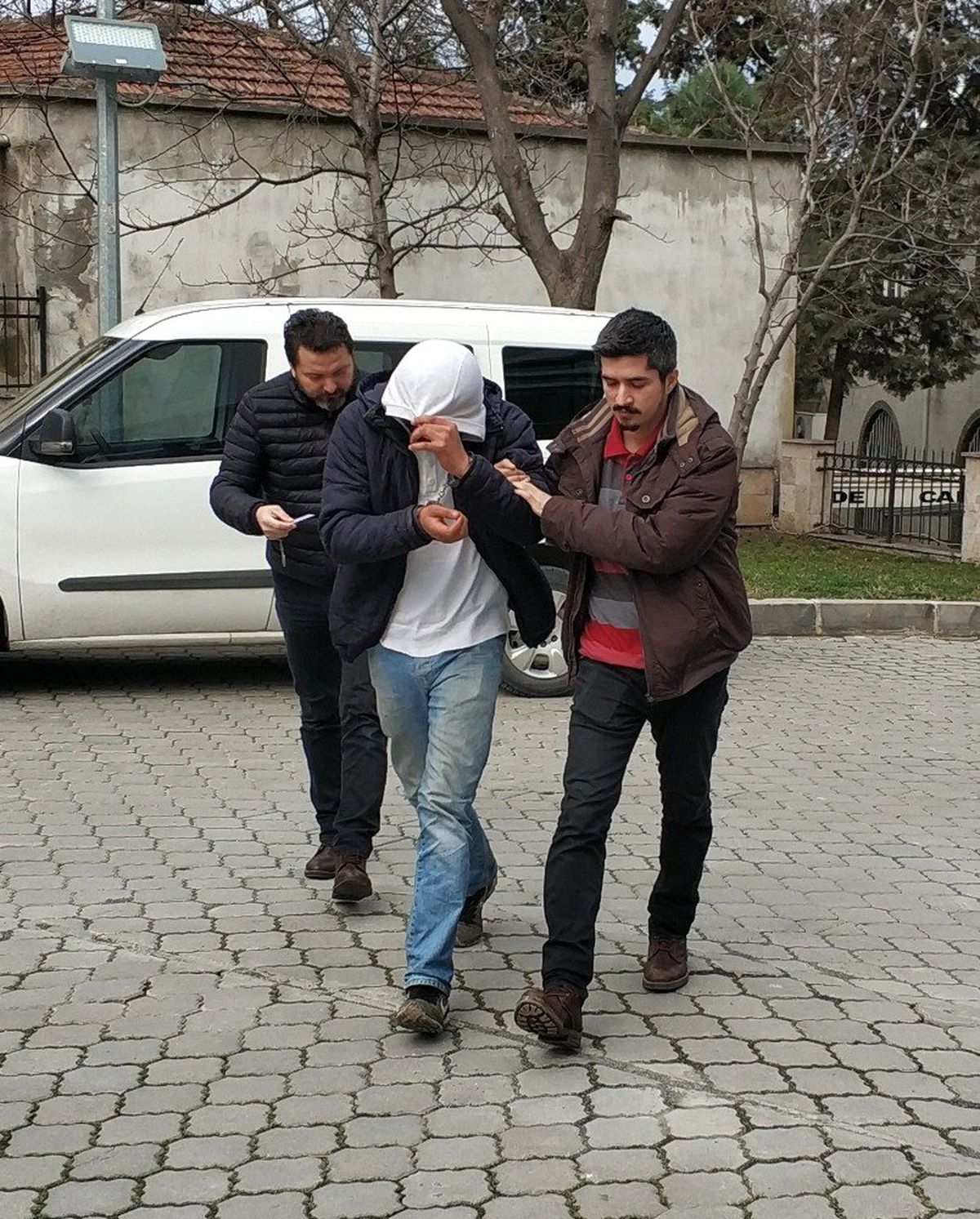 Uyuşturucu Ticaretinden Tutuklandı