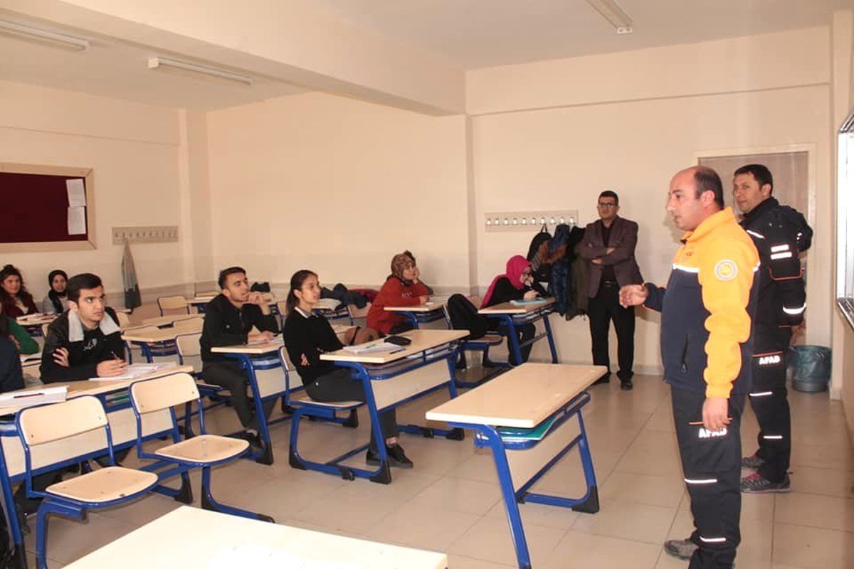 Afad\'dan Öğrencilere Eğitim