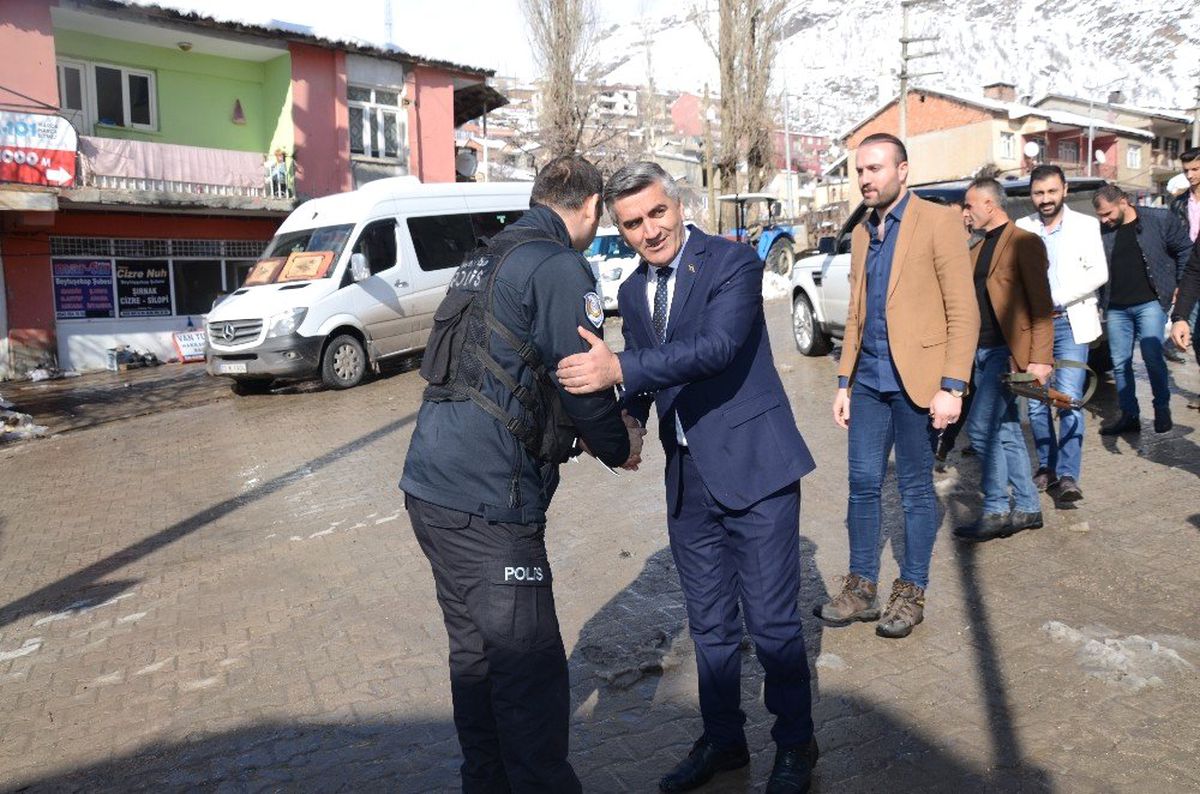 AK Parti Belediye Başkan Adayı Polis Noktalarını Ziyaret Etti