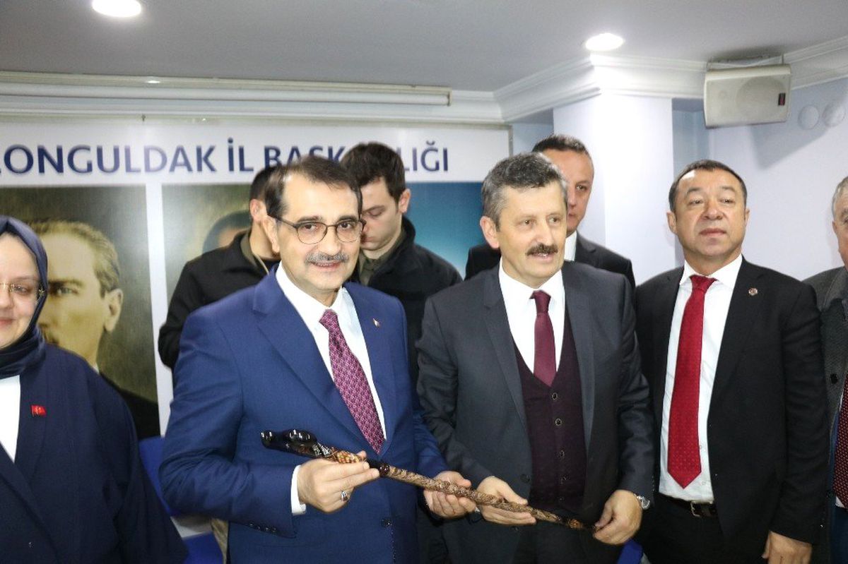 Bakan Selçuk: "Vatandaşlarımıza Bugüne Kadar Toplam 289 Milyar Lira Sosyal Yardım Ulaştı"
