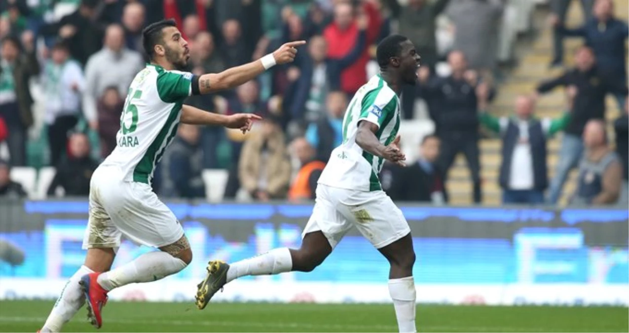 Bursaspor, Sivasspor\'u 3-2 Yenerek 9 Hafta Sonra 3 Puanla Tanıştı!