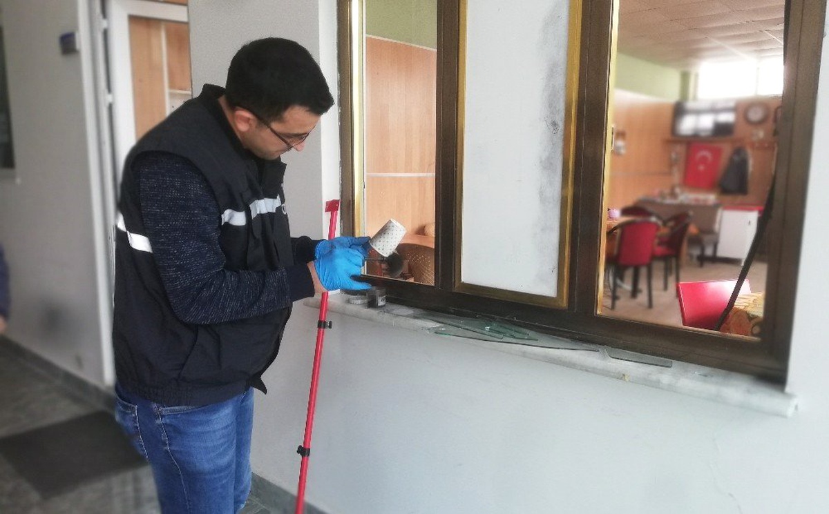 Cami Çay Ocağından Bozuk Para Çalındı