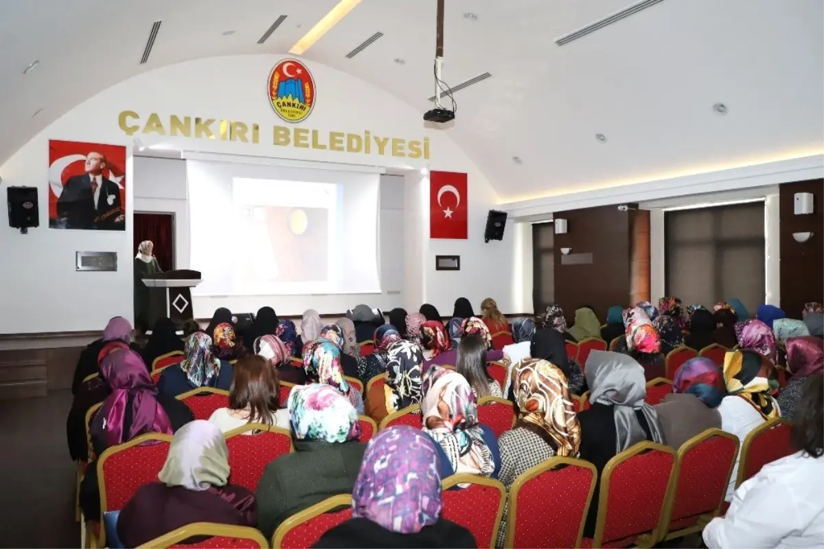 Çankırı\'da "Kodlanıyoruz" Semineri