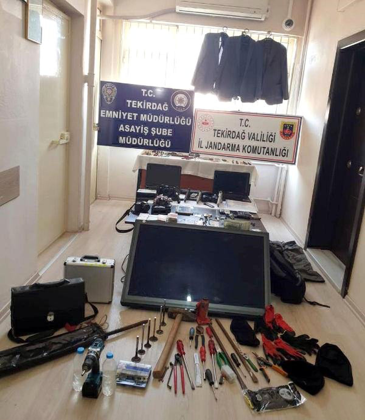 Çelik Kasa Hırsızlarına 2 İlde Operasyon: 10 Gözaltı