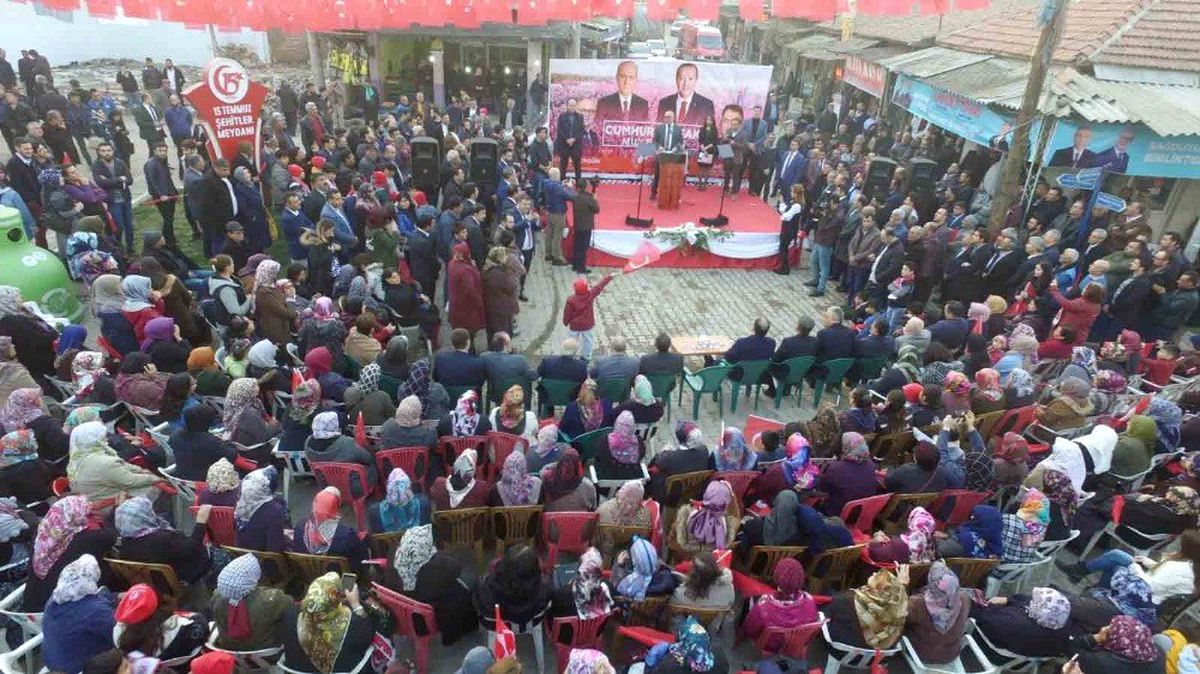 Cumhur İttifakı\'ndan Ahmetli\'de Miting Gibi Açılış