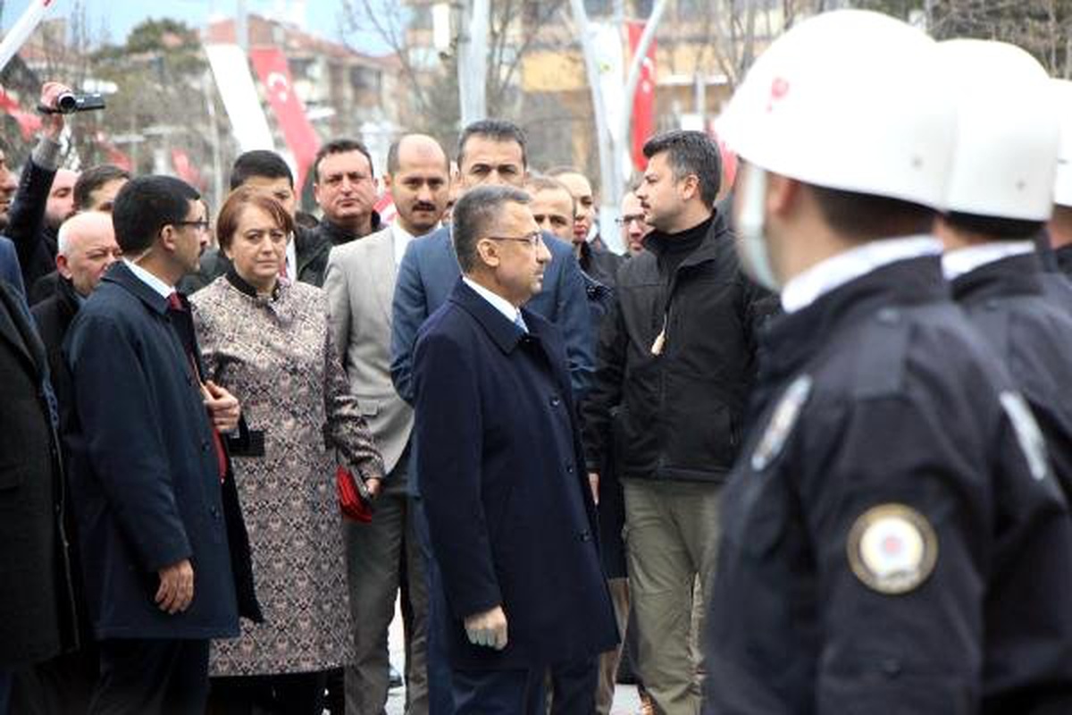 Cumhurbaşkanı Yardımcısı Oktay: Kendi Yazılımını Kendi Kodlamasını Kendi Sistemlerini Kuran Bir...