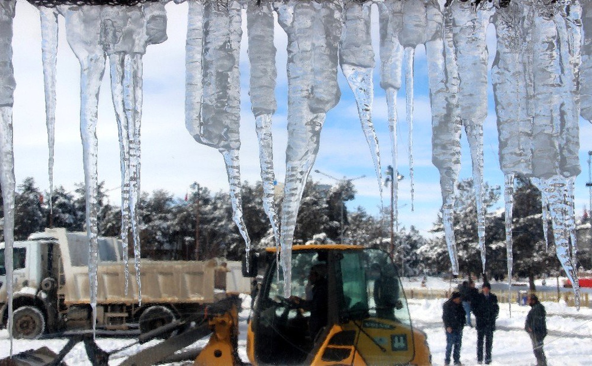 Doğu Anadolu Buz Kesti: Erzurum Eksi 25