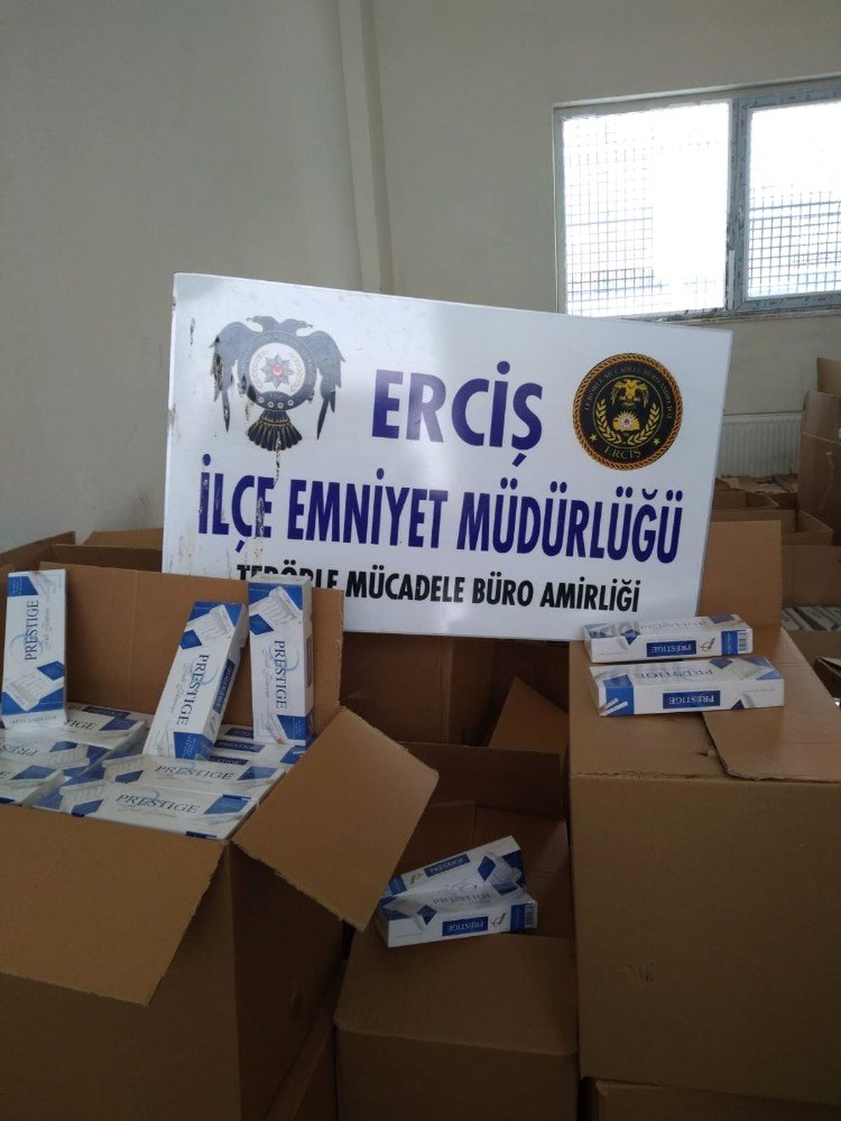 Erciş\'te 10 Bin 520 Paket Kaçak Sigara Ele Geçirildi