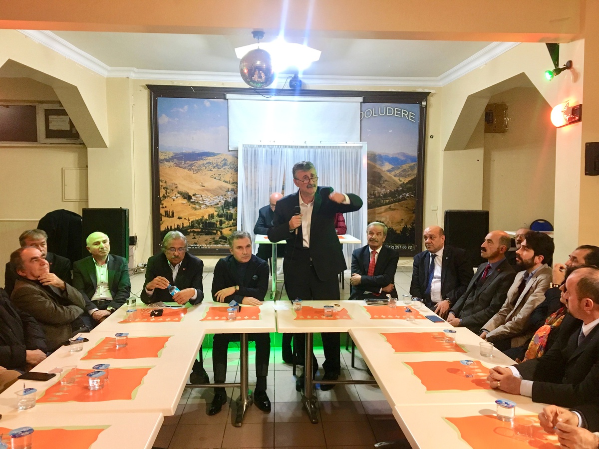 Fatih Gürbüz\'ün Seçim Şarkısı Sosyal Medyayı Salladı