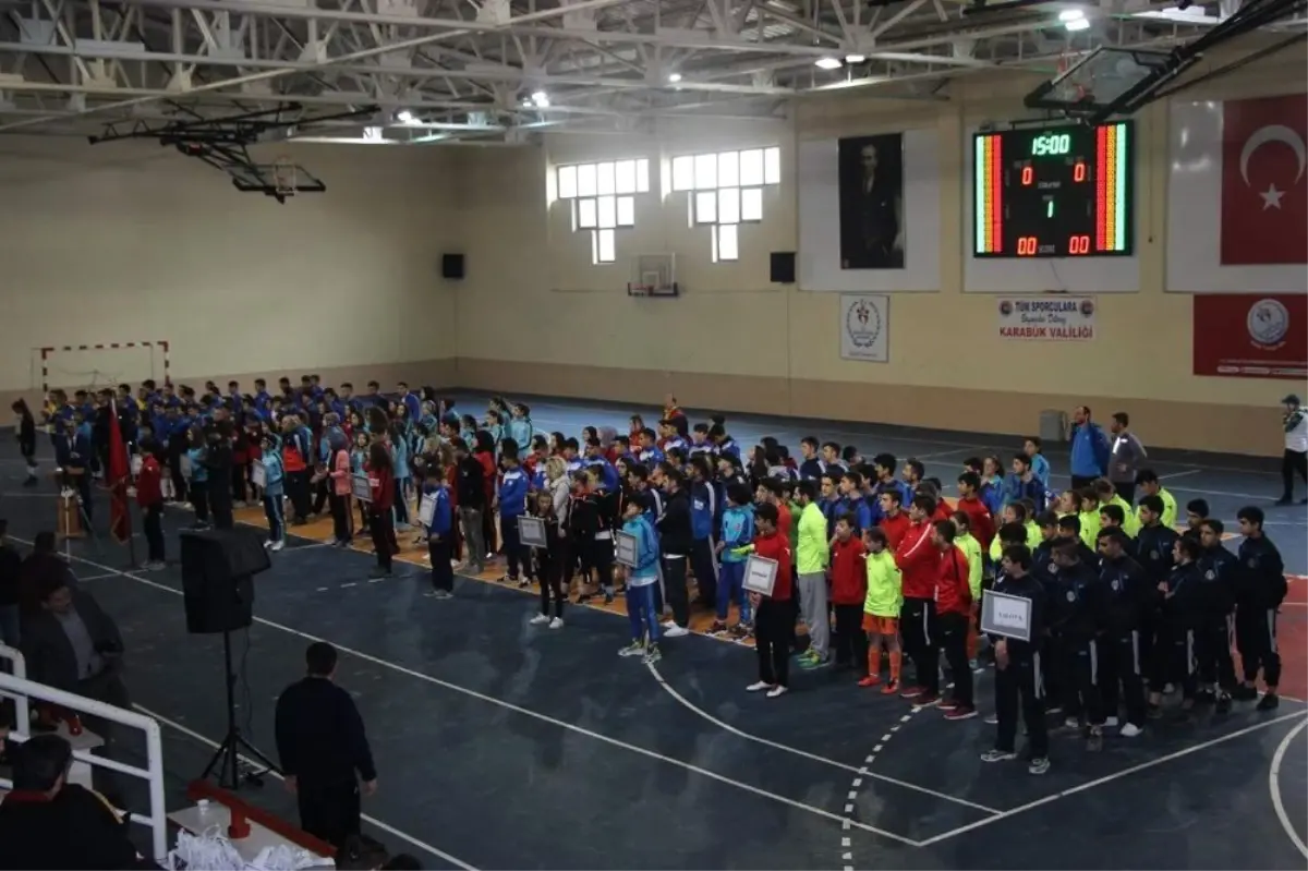 Futsal Müsabakakaları Safranbolu\'da Başladı