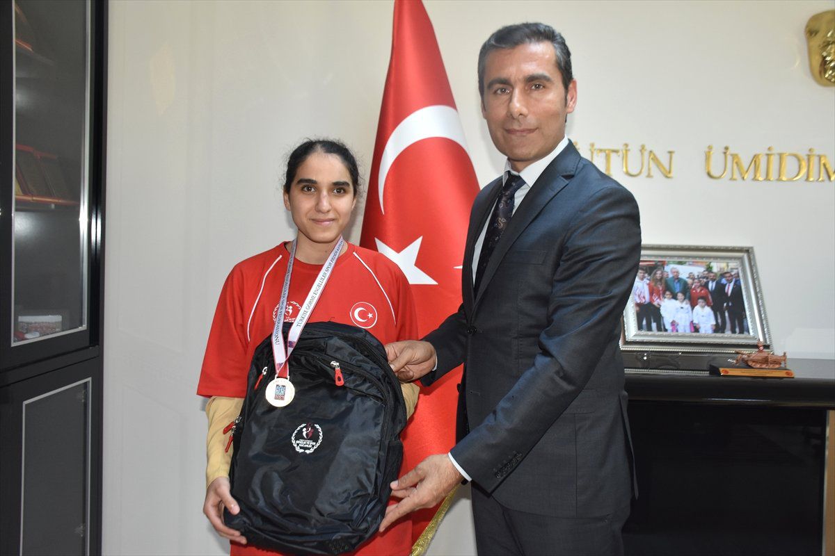 İnanmak Başarmanın Yarısıdır" Dedi, Şampiyon Oldu
