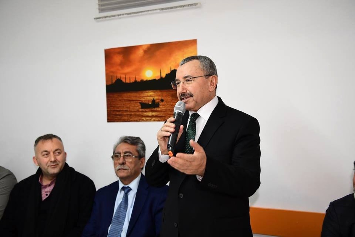 İsmail Erdem: "Sivil Toplum Kuruluşlarına Büyük Önem Veriyoruz"