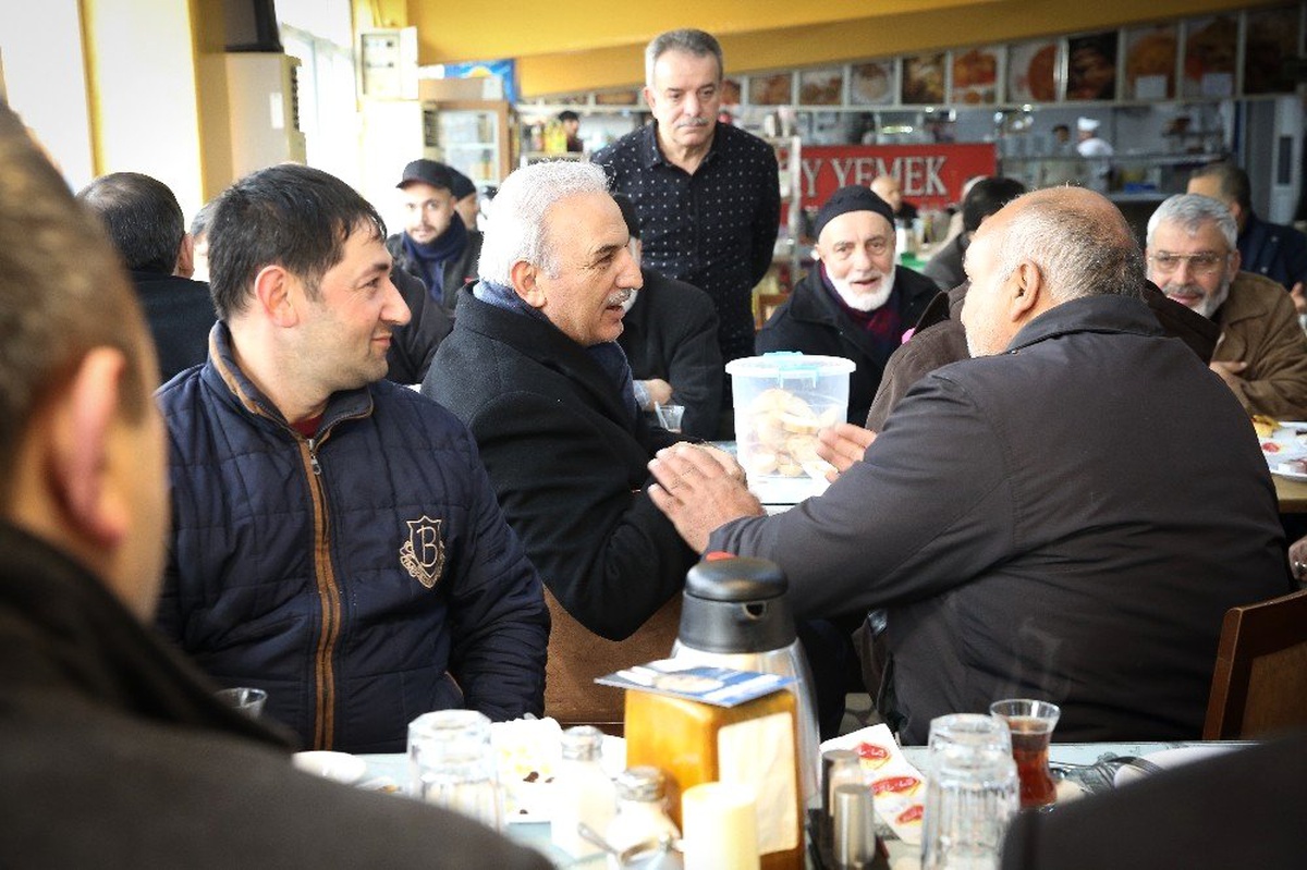 İsmet Yıldırım, Sanayi Esnafı ve Trabzonlu İş Adamları ile Bir Araya Geldi