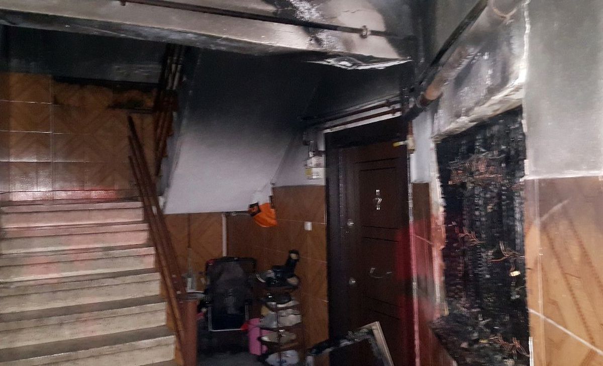 İstanbul\'da Elektrik Panosu Patladı: 22 Kişi Zehirlendi