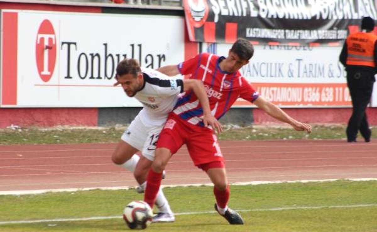 Kastamonuspor 1966 - Niğde Anadolu Fk: 1-0
