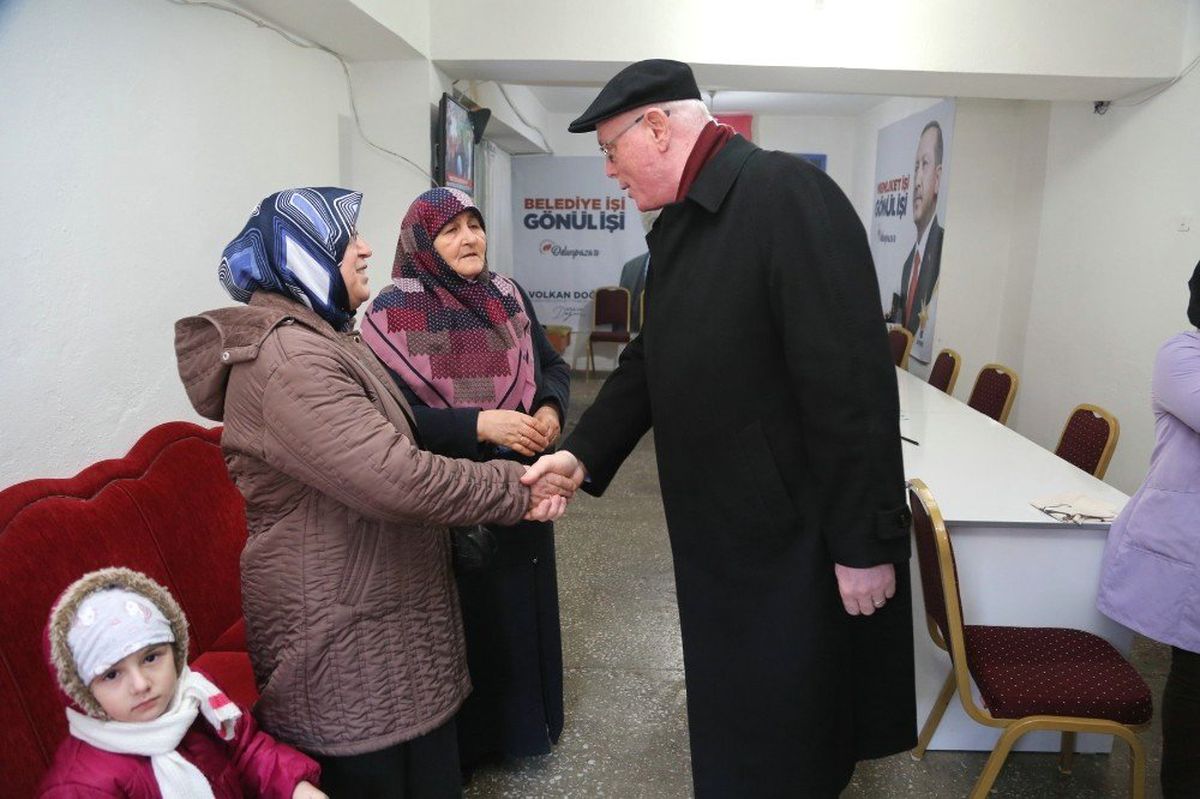 Kazım Kurt, Erenköy Sakinleriyle Buluştu