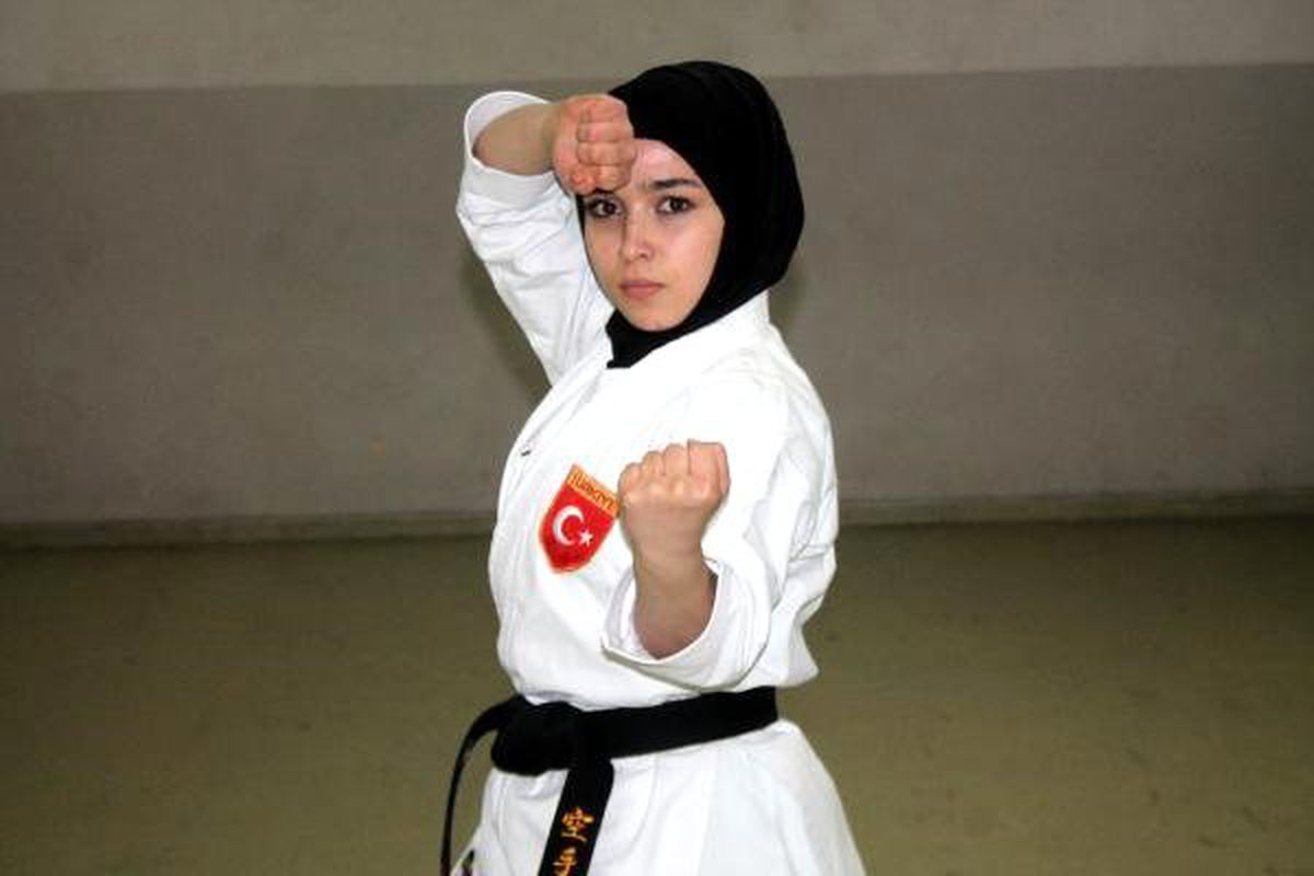 Kendini Korumak İçin Karateye Başladı, Avrupa Şampiyonu Oldu