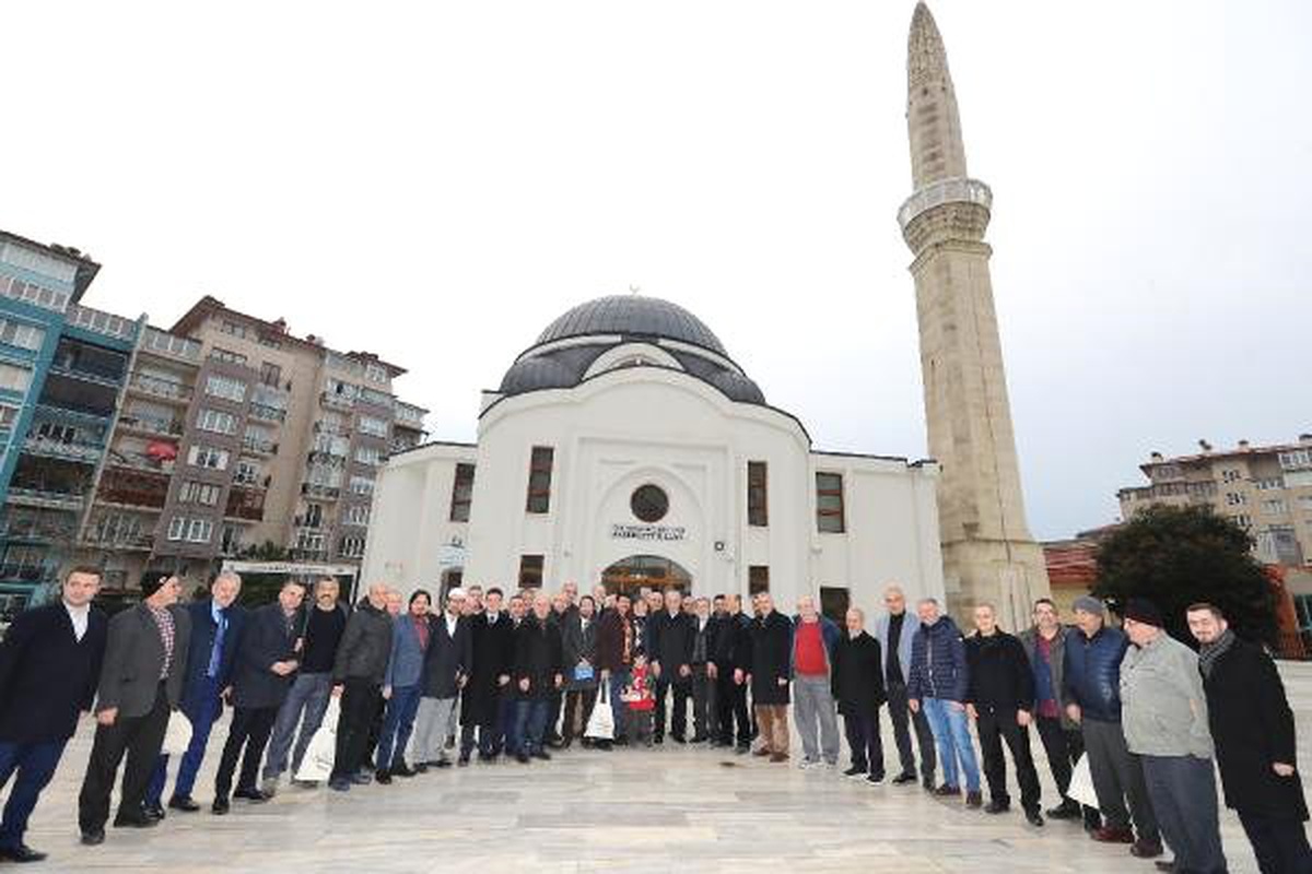 Mevlüt Uysal: AK Parti ile Türkiye\'ye Yeni Belediyecilik Anlayışı Geldi