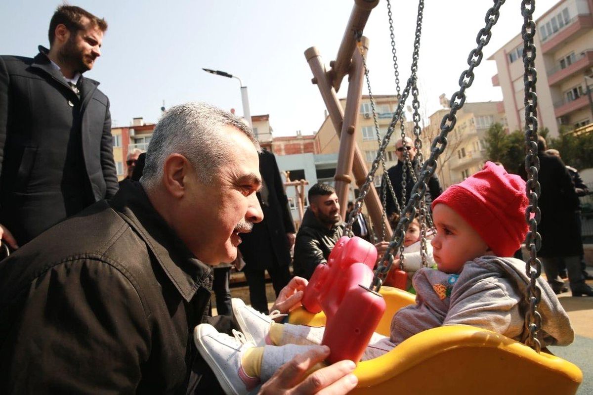 Mustafa Savaş: "Çalışan Anneleri Unutmadık"