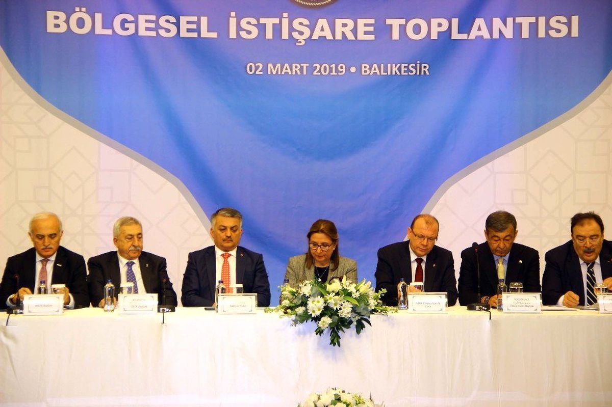 Ticaret Bakanı Pekcan, Balıkesirli İş Adamlarıyla Bir Araya Geldi