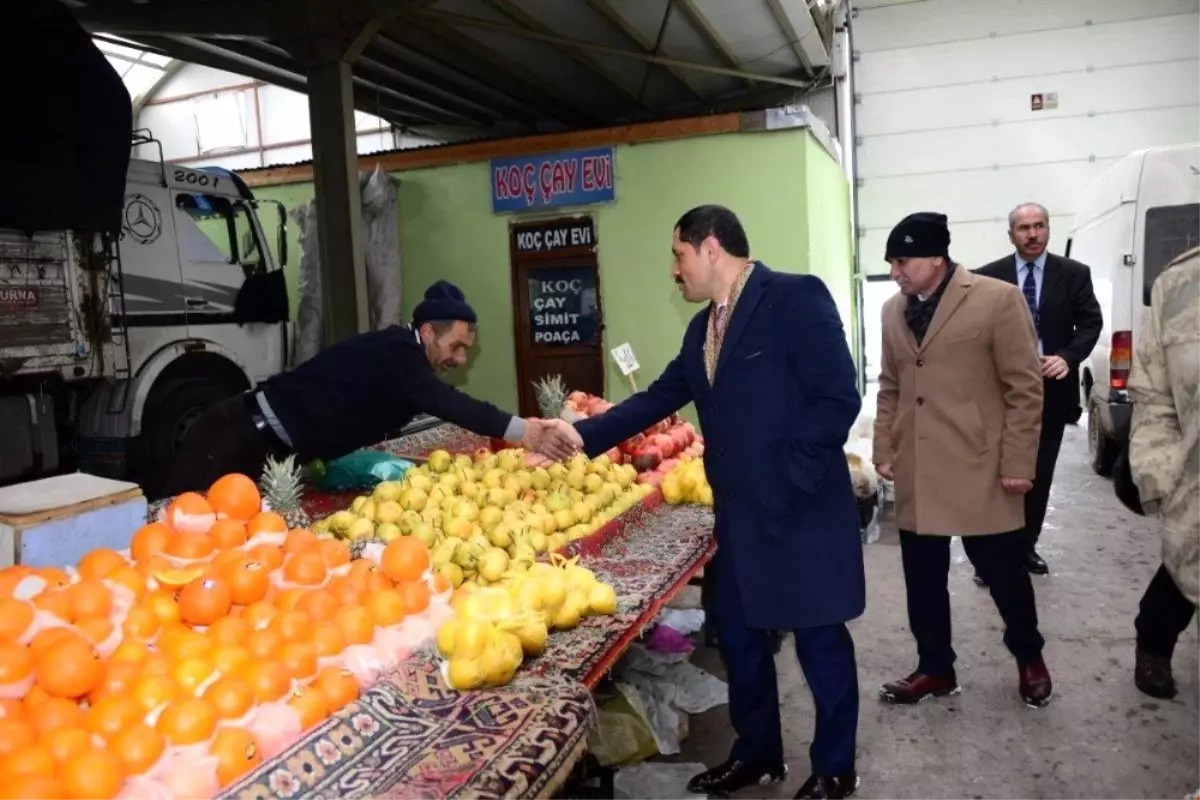 Vali Mustafa Masatlı, Halk Pazarını Ziyaret Etti