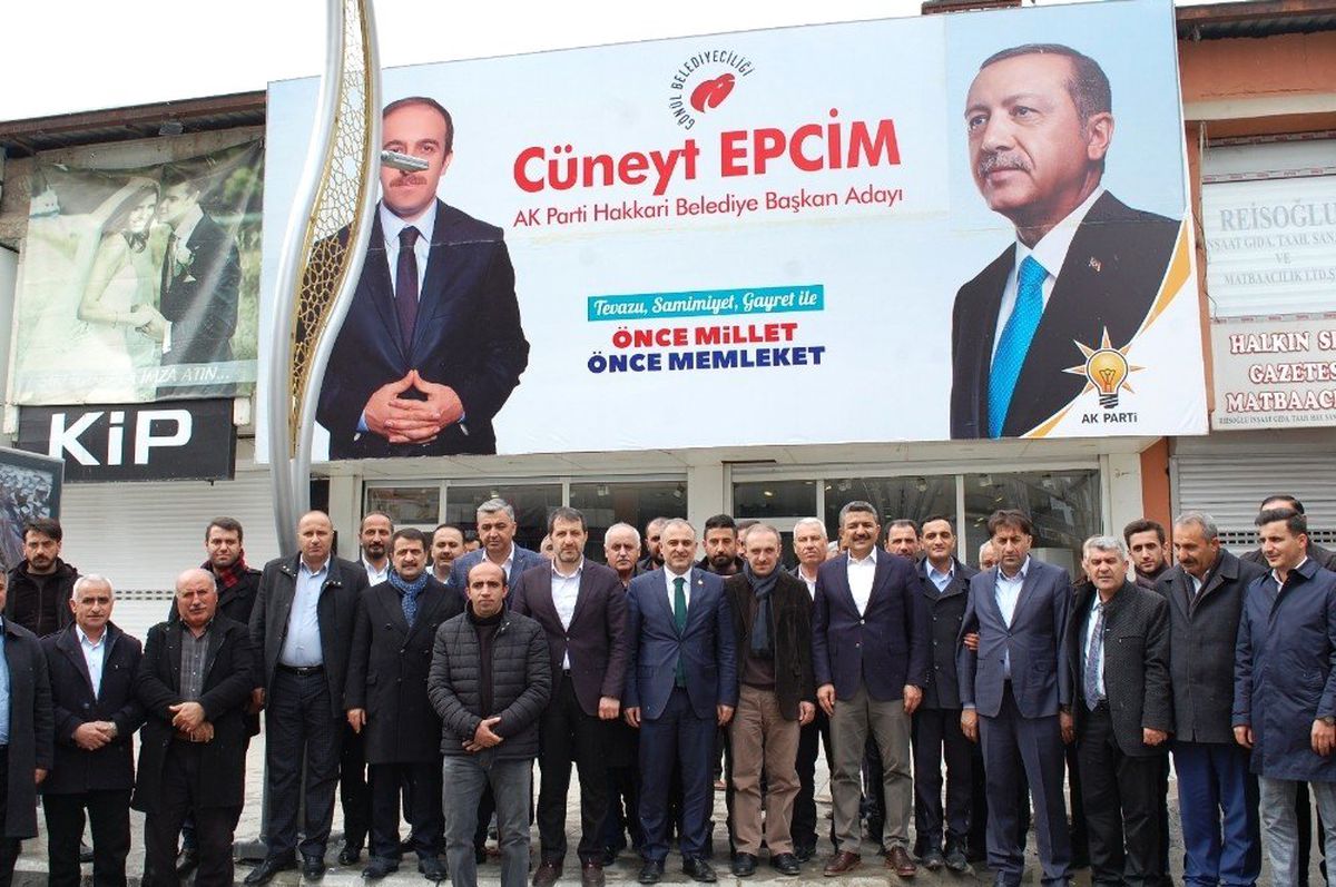 AK Parti Heyeti Hakkari\'de