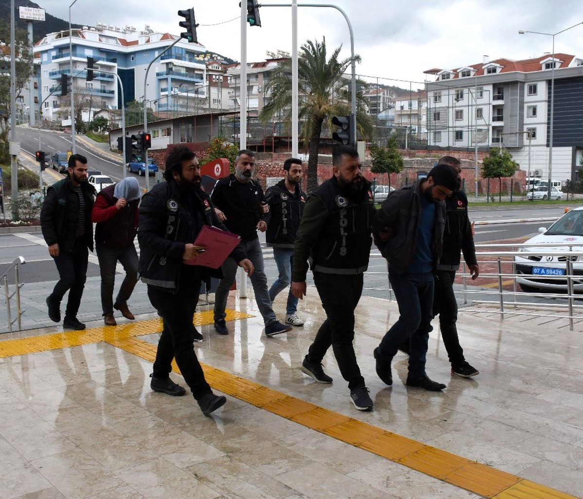 Alanya\'da Uyuşturucu Operasyonuna 4 Tutuklama