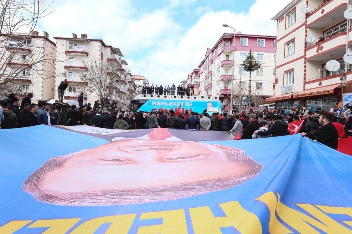 Bakan Kurum: "Kahramankazan\'ı En İyi Yere Taşıyacağız"