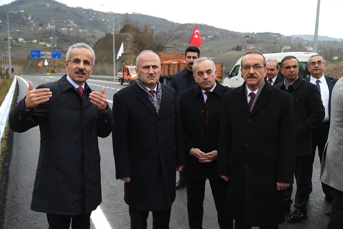 Bakan Turhan: "Anadolu\'ya Bağlanan 6 Tünel En Kısa Zamanda Hizmete Açılacak"
