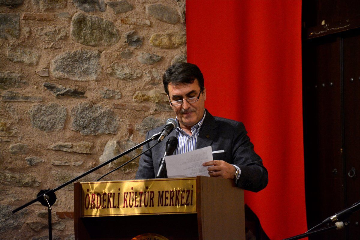 Bursa\'da "Şairlerin Dilinden, Aşıkların Telinden" Programı Düzenlendi
