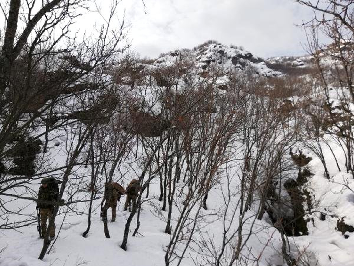 Diyarbakır\'da 19 PKK Sığınağı Kullanılamaz Hele Getirildi